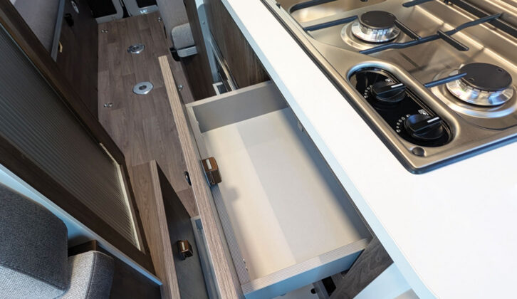 The drawers under the hob