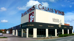 Outside Calais Vins, with the carpark in view to the left of the image