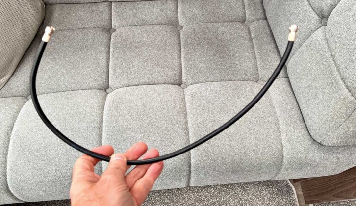 Making up a lead to connect to the filter
