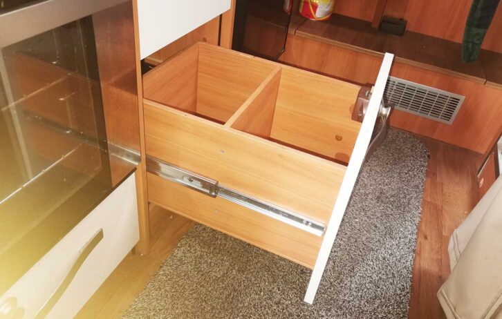Removing the next drawer along