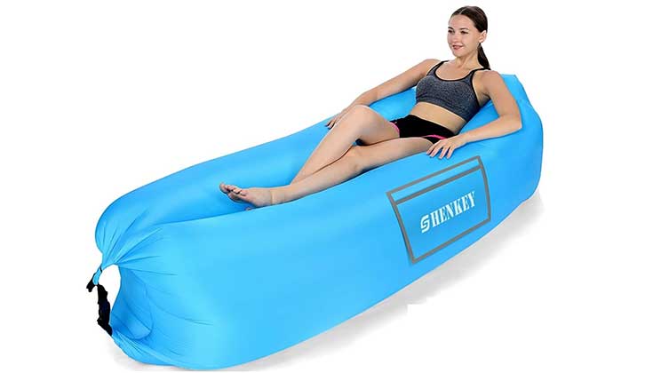 Inflatable lounger