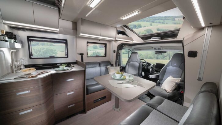 Inside a Matrix Supreme 670 DL