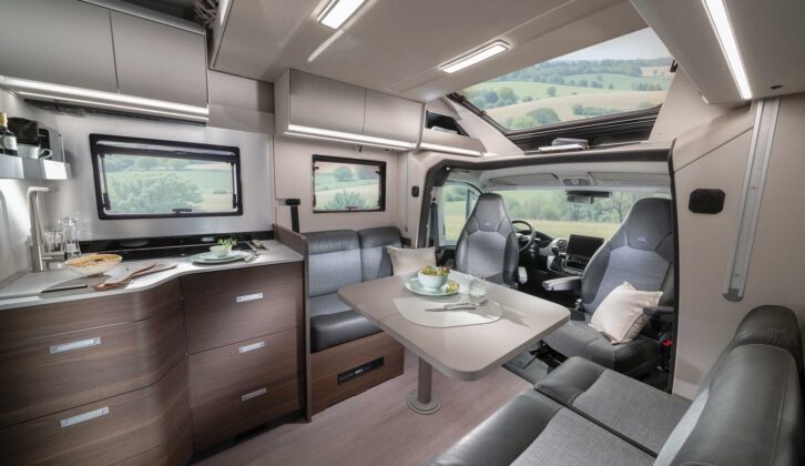 Inside a Matrix Supreme 670 DL