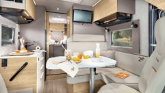 The lounge in the CJ660