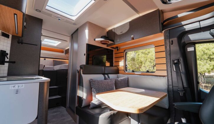 Inside the ML-T 570 Crossover