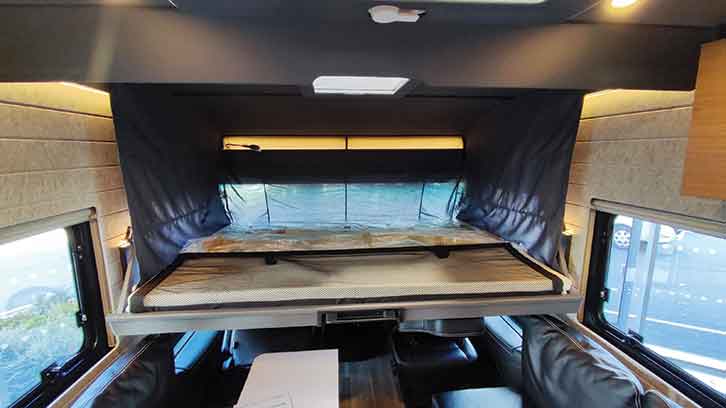 The Niesmann+Bischoff Flair 920 has a drop-down bed