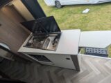 The kitchen in the VL65