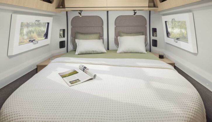 The island bed in the Rapido V64