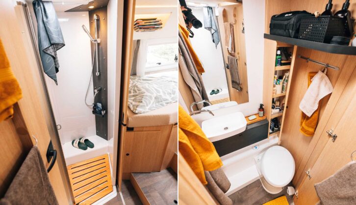 The washroom in the T7433S