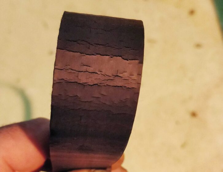A cracked cambelt