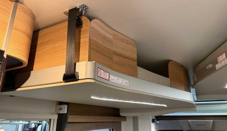 The drop-down single beds in the 69-4TS