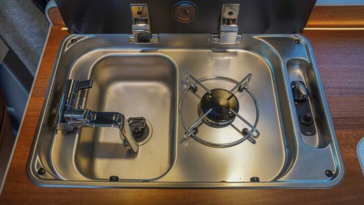 A one-burner gas hob